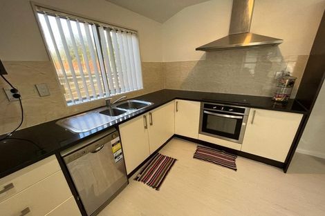 Photo of property in 298 Birdwood Road, Massey, Auckland, 0614