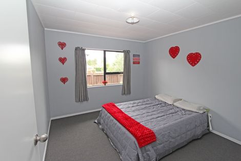 Photo of property in 2/570 Weymouth Road, Weymouth, Auckland, 2103