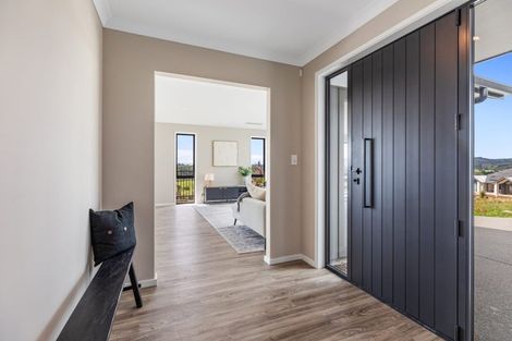 Photo of property in 11 Flounder Drive, Omokoroa, 3114