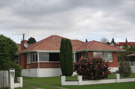 Photo of property in 74 Sutherland Road, Brookfield, Tauranga, 3110