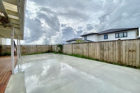 Photo of property in 40 Tinaku Road, Flat Bush, Auckland, 2019