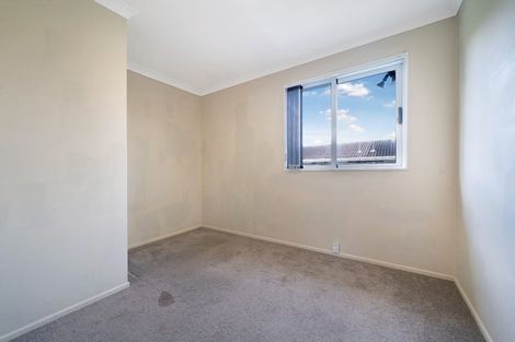 Photo of property in 79 Godley Road, Green Bay, Auckland, 0604