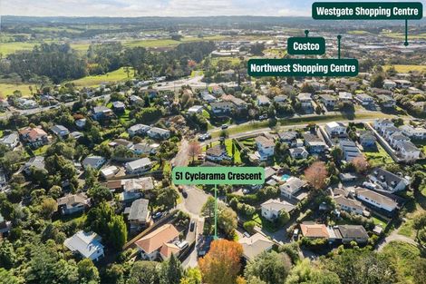 Photo of property in 51 Cyclarama Crescent, Massey, Auckland, 0614