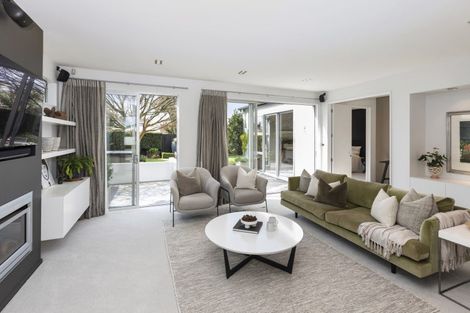 Photo of property in 26 Hartley Avenue, Strowan, Christchurch, 8052