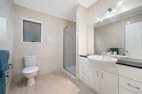 Photo of property in 54 Gold Street, Albany Heights, Auckland, 0632