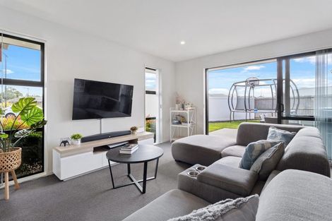 Photo of property in 3 Springbrook Close, Rangiora, 7400