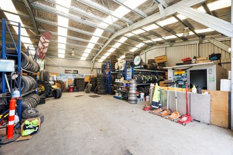 Photo of property in 8 Green Road, Matakana, Warkworth, 0985