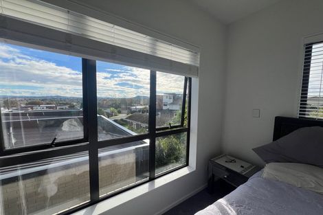 Photo of property in 1e Bennett Road, Pakuranga, Auckland, 2010