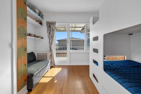 Photo of property in 22 Seaview Road, Otumoetai, Tauranga, 3110