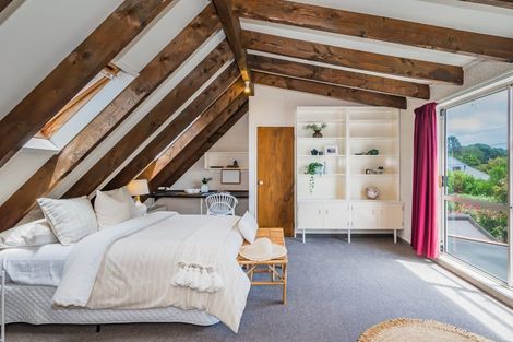 Photo of property in 43 Ngarara Road, Waikanae, 5036