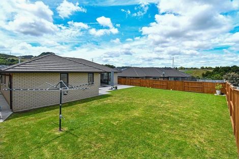 Photo of property in 10 Helenvale Crescent, Pokeno, 2402