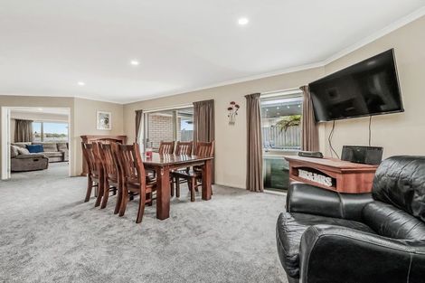 Photo of property in 47 Rolleston Drive, Rolleston, 7614
