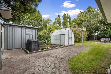 Photo of property in 27 Humphries Place, Awapuni, Palmerston North, 4412