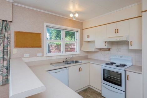 Photo of property in 25 Rimu Street, Waikanae, 5036