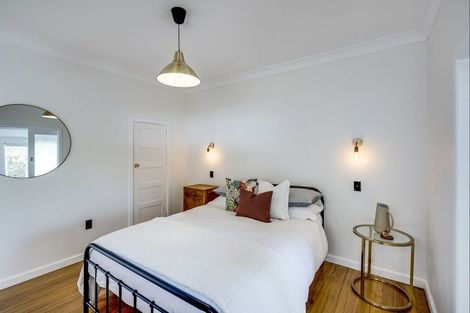 Photo of property in 5 Hooker Avenue, Hospital Hill, Napier, 4110