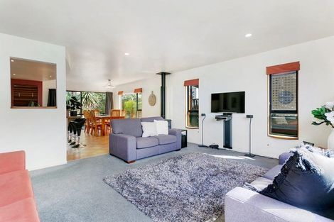 Photo of property in 2/124 Te Heuheu Street, Taupo, 3330