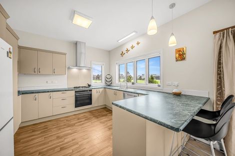 Photo of property in 25 Muriwai Drive, Manapouri, 9679