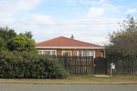 Photo of property in 2 Charles Street, Weston, Oamaru, 9401
