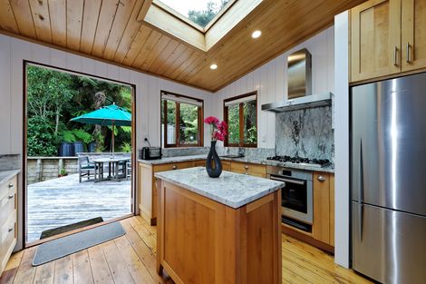 Photo of property in 54 Upland Road, Huia, Auckland, 0604