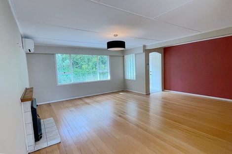 Photo of property in 18 Coniston Avenue, Te Atatu South, Auckland, 0610