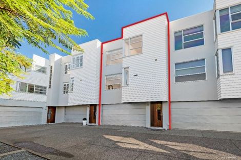 Photo of property in 9/4 Campbell Road, Takapuna, Auckland, 0622