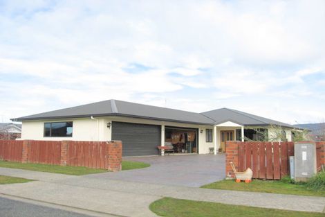 Photo of property in 8 Dorizac Place, Te Anau, 9600