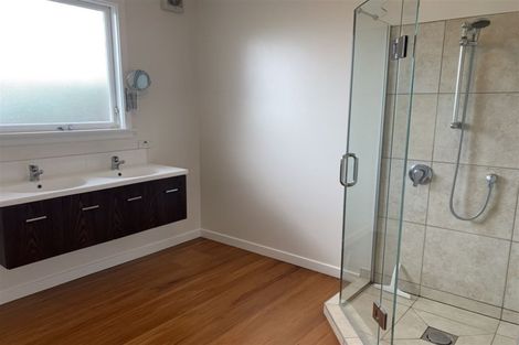 Photo of property in 53 Papanui Road, Merivale, Christchurch, 8014