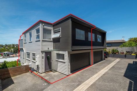 Photo of property in Wilk Heights, 2/8 Wilk Lane, Browns Bay, Auckland, 0630