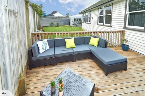 Photo of property in 33b Clyde Crescent, Roslyn, Palmerston North, 4414