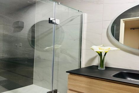 Photo of property in 8 Sunnybrae Road, Hillcrest, Auckland, 0627