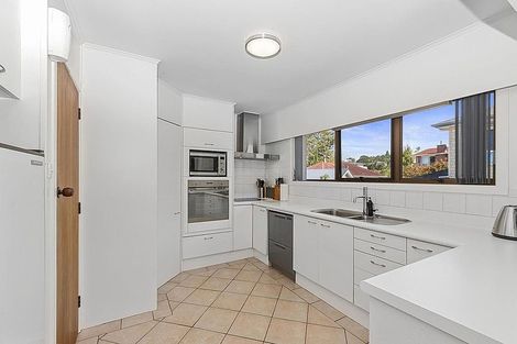 Photo of property in 133 Tiroroa Avenue, Te Atatu South, Auckland, 0610