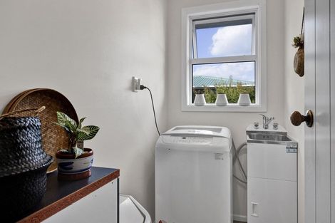 Photo of property in 30 Antonio Street, Stratford, 4332