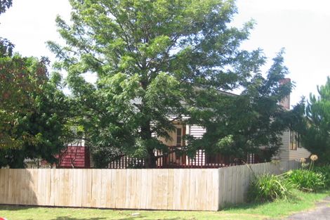 Photo of property in 1/11 Pine Street, New Lynn, Auckland, 0600