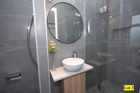 Photo of property in 123e Sunnynook Road, Forrest Hill, Auckland, 0620