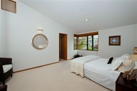 Photo of property in 2/15 Seacliffe Avenue, Belmont, Auckland, 0622