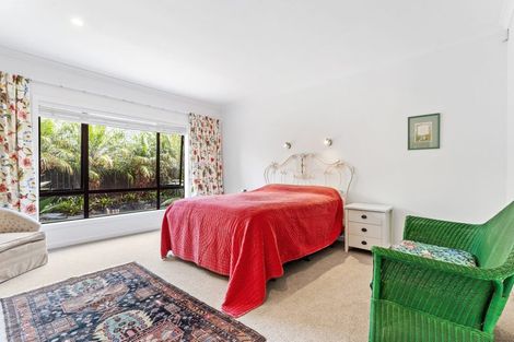Photo of property in 22 Glamis Avenue, Manly, Whangaparaoa, 0930