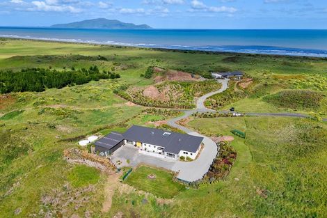 Photo of property in 25 Mahurenga Lane, Te Horo, Otaki, 5581