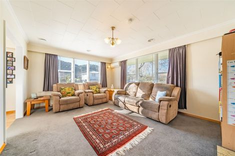 Photo of property in 19 Mcleod Street, Elderslea, Upper Hutt, 5018