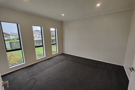 Photo of property in 11 Waireka Road, Rototuna North, Hamilton, 3210