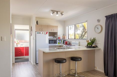 Photo of property in 2a Ratima Place, Whakatane, 3120