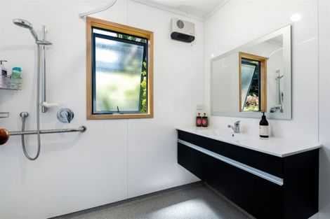 Photo of property in 31 Lakeview Terrace, Lake Hawea, Wanaka, 9382