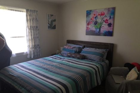 Photo of property in 16a Ennis Avenue, Pakuranga Heights, Auckland, 2010