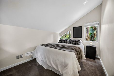 Photo of property in 20 Regina Street, Westmere, Auckland, 1022