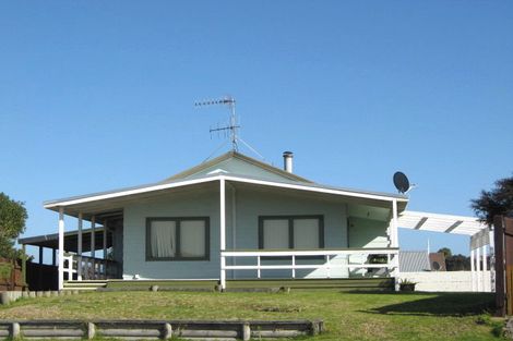 Photo of property in 15 Ohuirehe Road, Coastlands, Whakatane, 3120