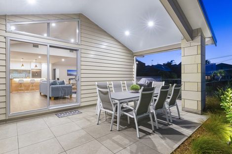 Photo of property in 118 Rosetta Road, Raumati South, Paraparaumu, 5032