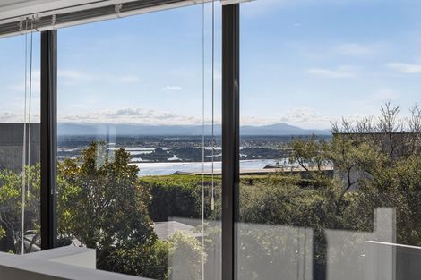 Photo of property in 74 Glenstrae Road, Redcliffs, Christchurch, 8081