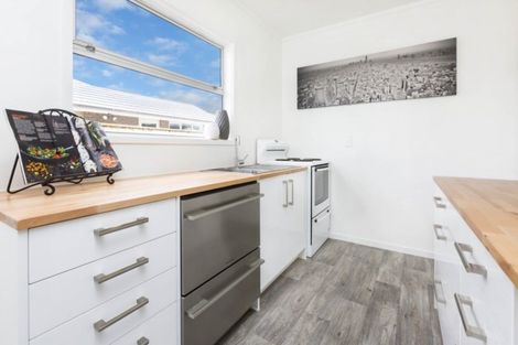 Photo of property in 9/46 King Street, Ebdentown, Upper Hutt, 5018