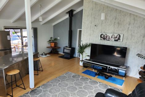 Photo of property in 42 Mcentee Road, Waitakere, Auckland, 0816