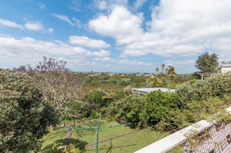 Photo of property in 36 Sunny Brae Crescent, Westmere, Auckland, 1022