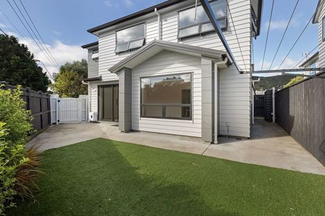Photo of property in 124a Cambridge Terrace, Fairfield, Lower Hutt, 5011